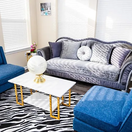 Luxury 3 Bedrooms With King Bed Downtown Indy